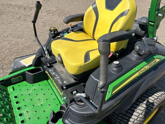 2018 John Deere Z950R Mower/Zero Turn