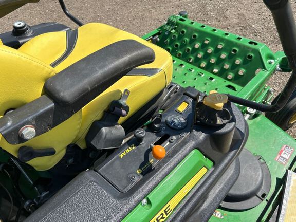 2018 John Deere Z950R Mower/Zero Turn