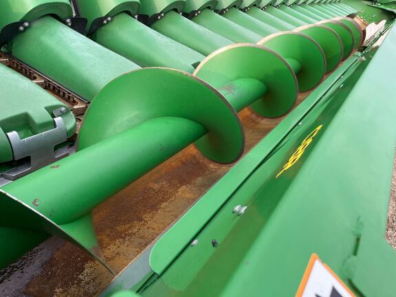 2022 John Deere C18R Header Corn Head