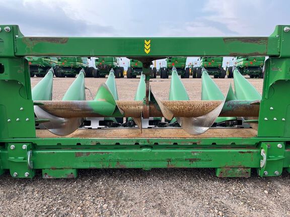 2022 John Deere C18R Header Corn Head