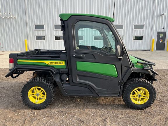 2023 John Deere XUV835R ATV