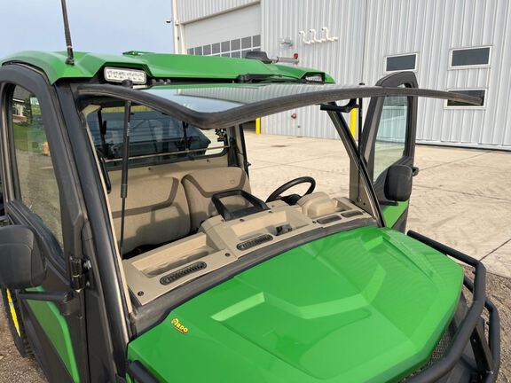 2023 John Deere XUV835R ATV