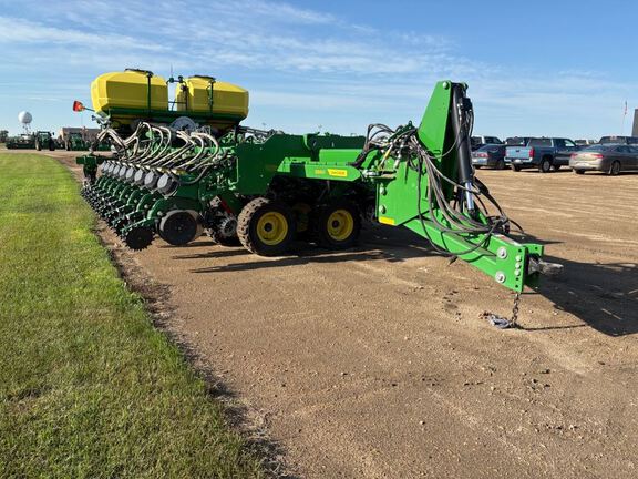 2023 John Deere DB60 Planter