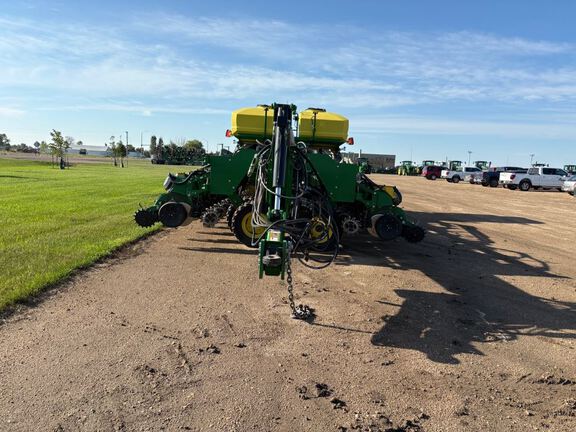 2023 John Deere DB60 Planter