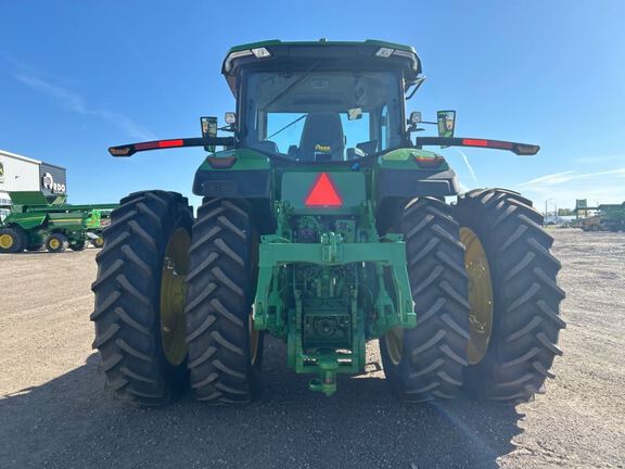 2025 John Deere 8R 250 Tractor