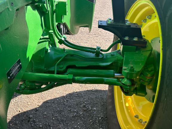 2025 John Deere 8R 250 Tractor