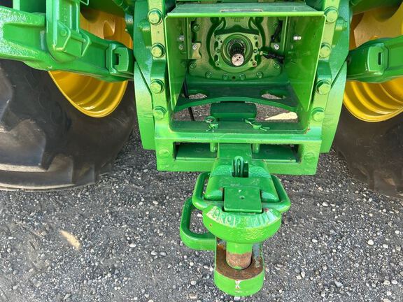 2025 John Deere 8R 250 Tractor