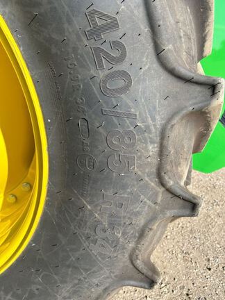 2025 John Deere 8R 250 Tractor