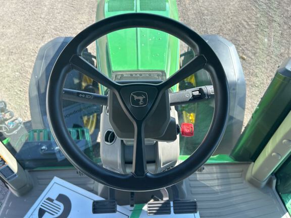 2025 John Deere 8R 250 Tractor