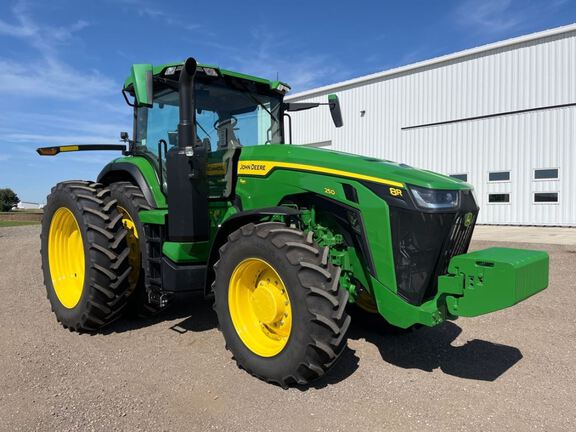 2025 John Deere 8R 250 Tractor