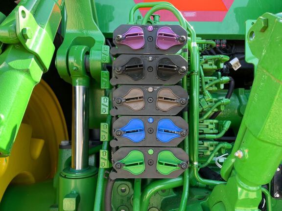 2025 John Deere 8R 250 Tractor