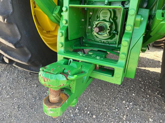 2025 John Deere 8R 250 Tractor