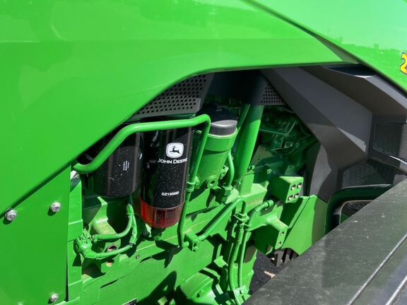 2025 John Deere 8R 250 Tractor