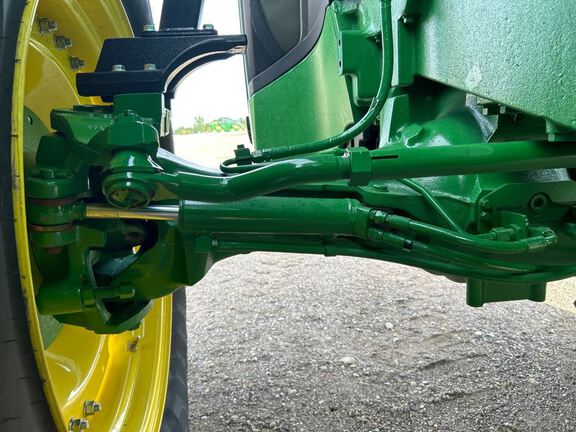 2025 John Deere 8R 250 Tractor