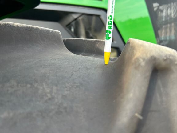 2025 John Deere 8R 250 Tractor