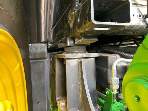 2025 John Deere 8R 250 Tractor