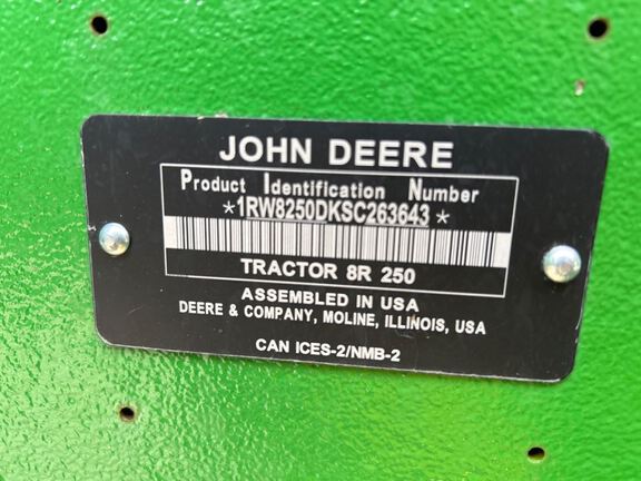 2025 John Deere 8R 250 Tractor