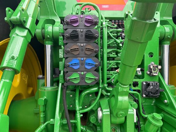 2025 John Deere 8R 250 Tractor