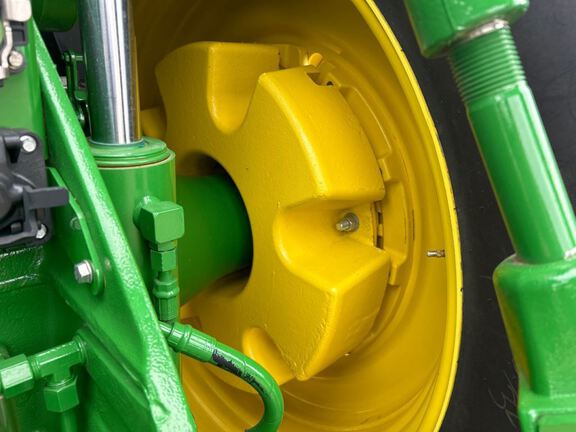 2025 John Deere 8R 250 Tractor