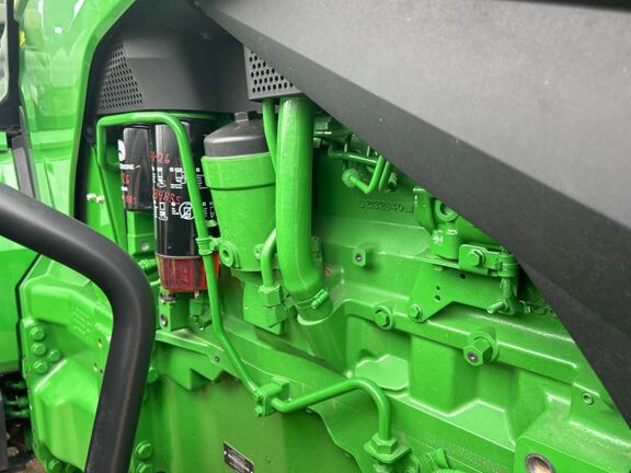 2025 John Deere 8R 250 Tractor