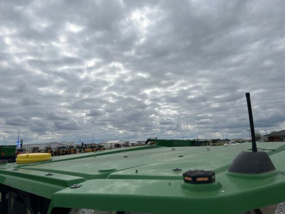 2025 John Deere 8R 250 Tractor