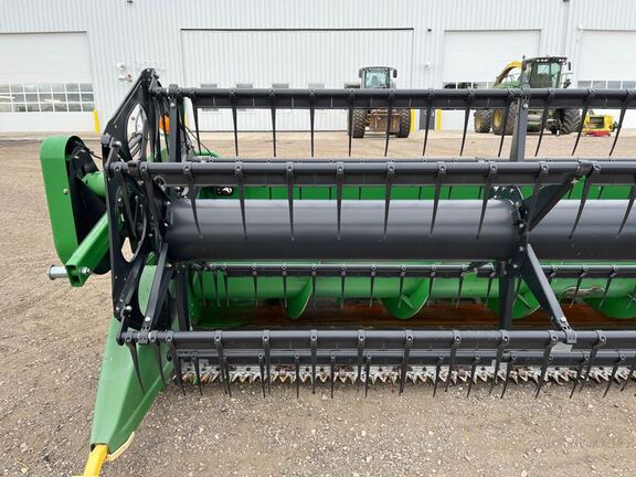 2019 John Deere 635F Header Combine