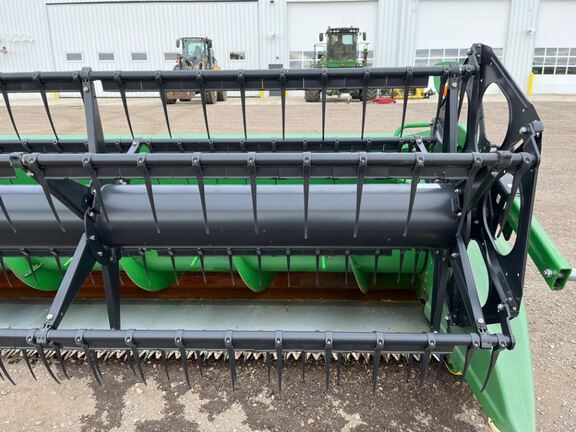 2019 John Deere 635F Header Combine