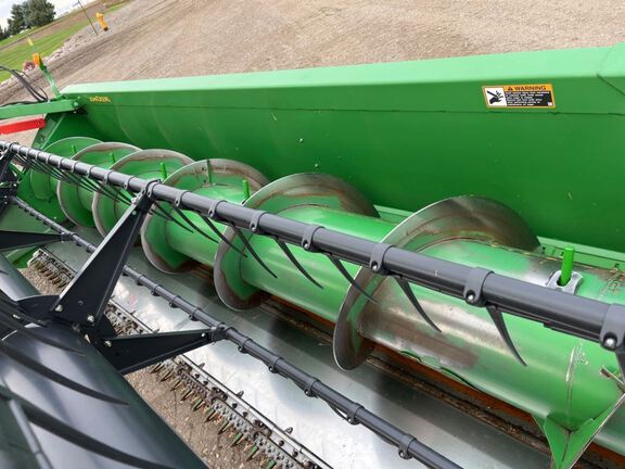 2019 John Deere 635F Header Combine