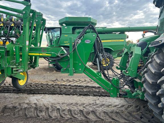 2009 John Deere 1790 Planter