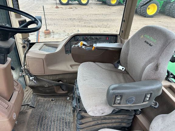 2006 John Deere 9620 Tractor 4WD