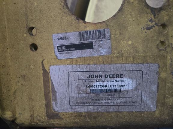 2020 John Deere 772 Header Forage