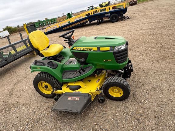 2015 John Deere X734 Garden Tractor