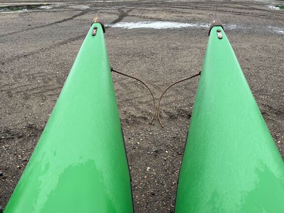 2013 John Deere 612C Header Corn Head