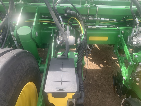 2021 John Deere 1775NT Planter