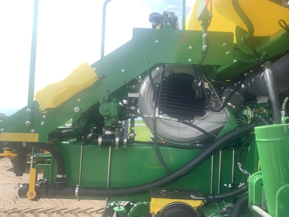 2021 John Deere 1775NT Planter