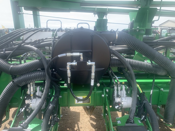 2021 John Deere 1775NT Planter