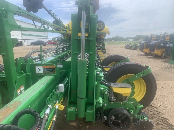 2021 John Deere 1775NT Planter