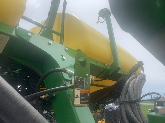 2021 John Deere 1775NT Planter