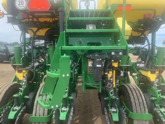 2021 John Deere 1775NT Planter