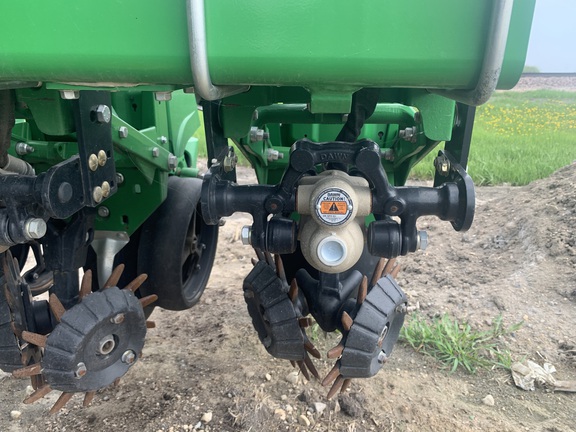 2022 John Deere DB60 Planter