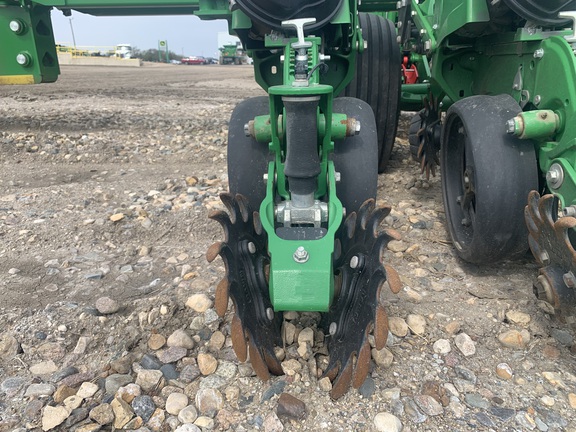 2022 John Deere DB60 Planter