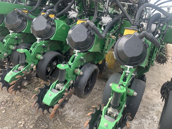 2022 John Deere DB60 Planter