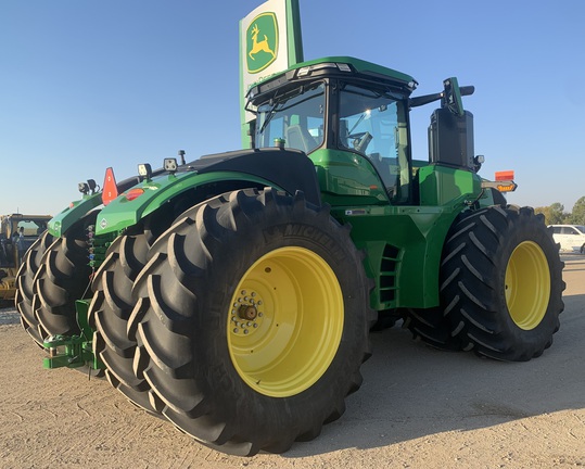 2023 John Deere 9R 490 Tractor 4WD