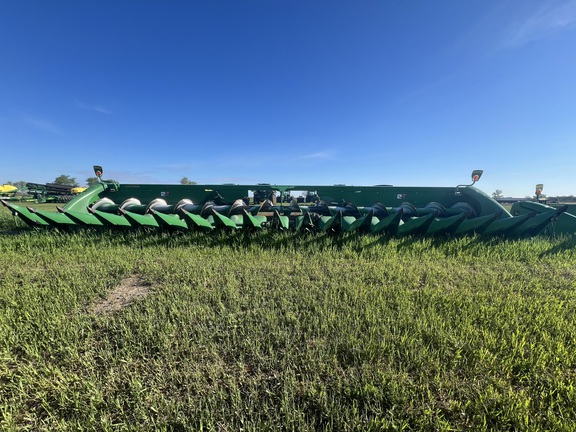 2020 John Deere 718C Header Corn Head