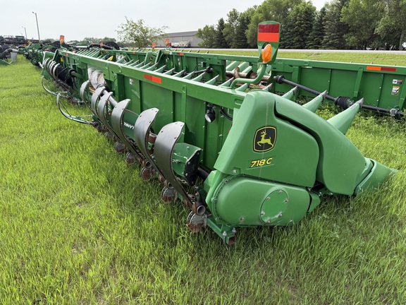 2020 John Deere 718C Header Corn Head