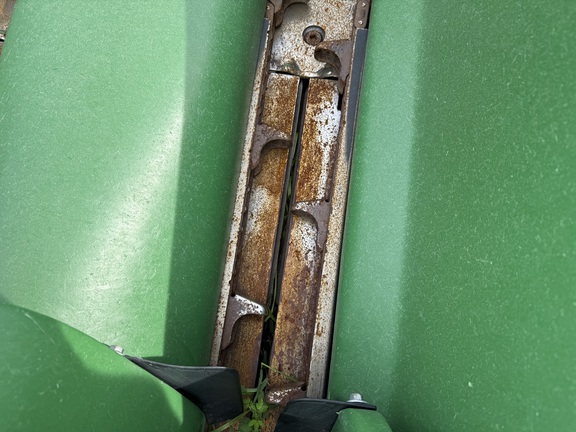 2020 John Deere 718C Header Corn Head