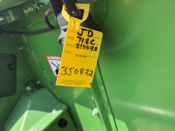 2020 John Deere 718C Header Corn Head