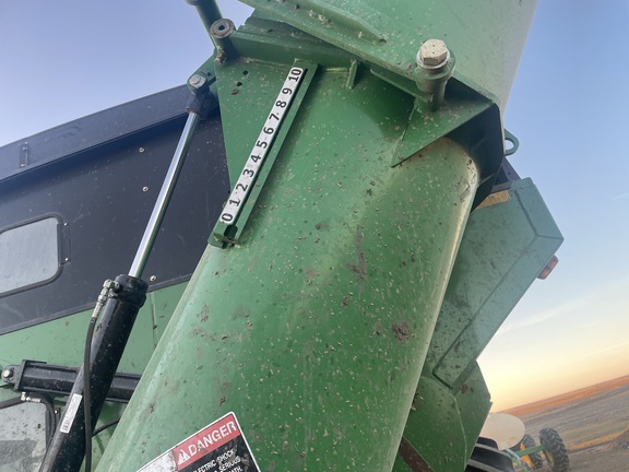 2019 Brent 2096 Grain Cart