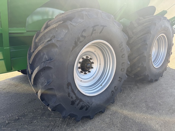 2019 Brent 2096 Grain Cart