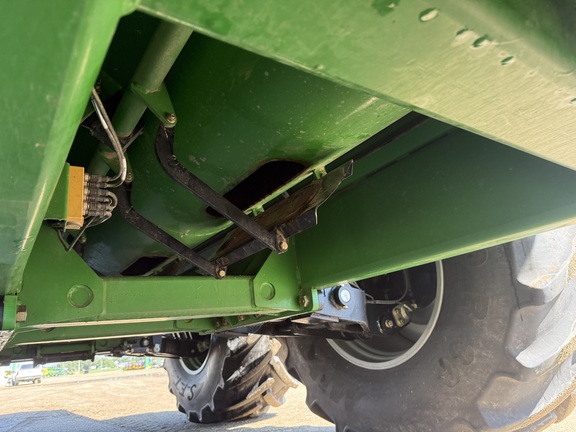 2019 Brent 2096 Grain Cart